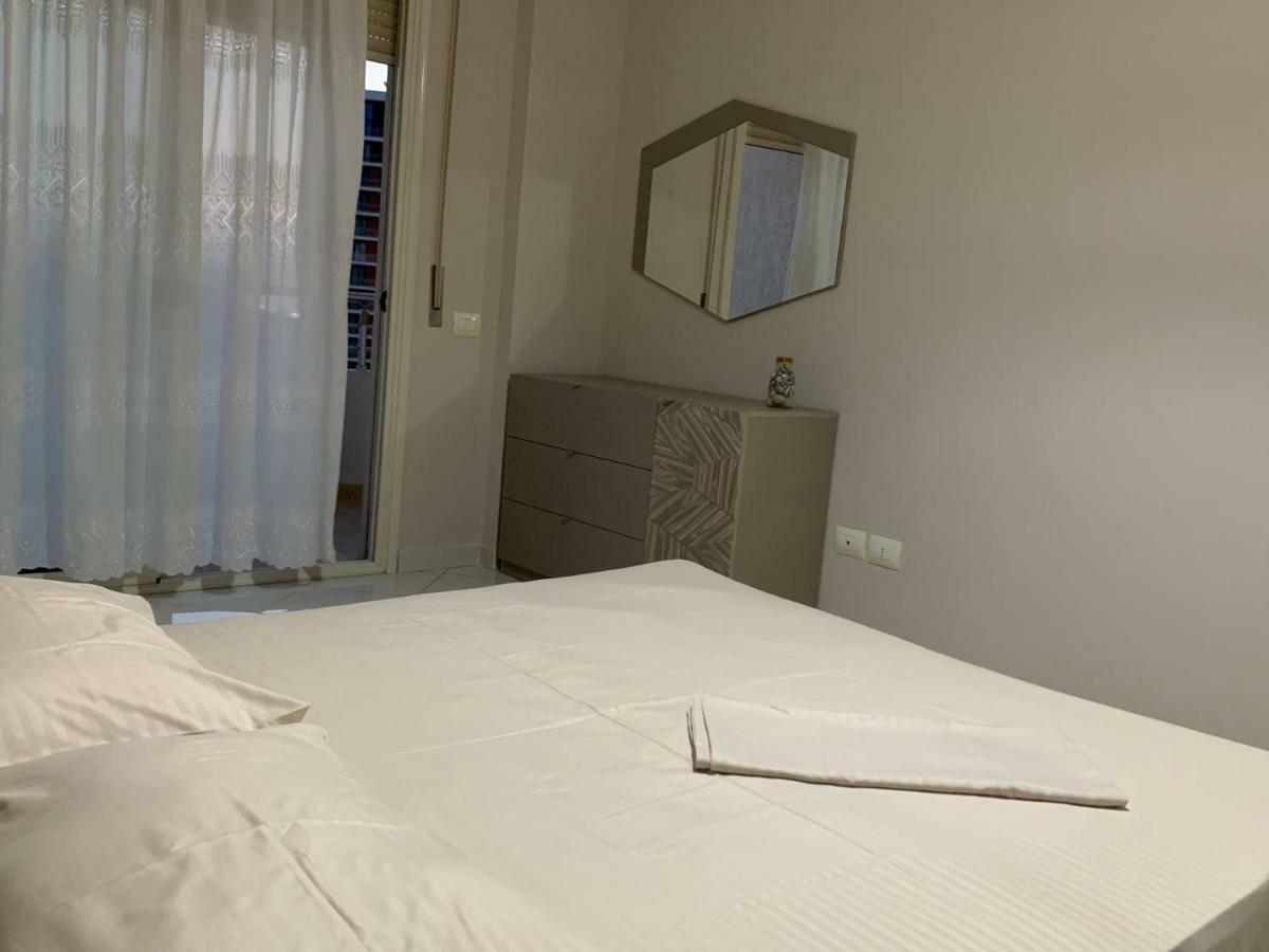 Pearl Seaview Apartment Wlora Zewnętrze zdjęcie